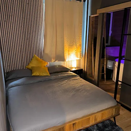 The Black Haven Apartamento